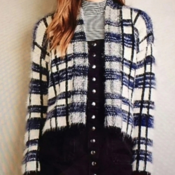 Anthropologie LA Fee Verte Plaid fuzzy open front Long sleeve cardigan - Picture 2 of 11